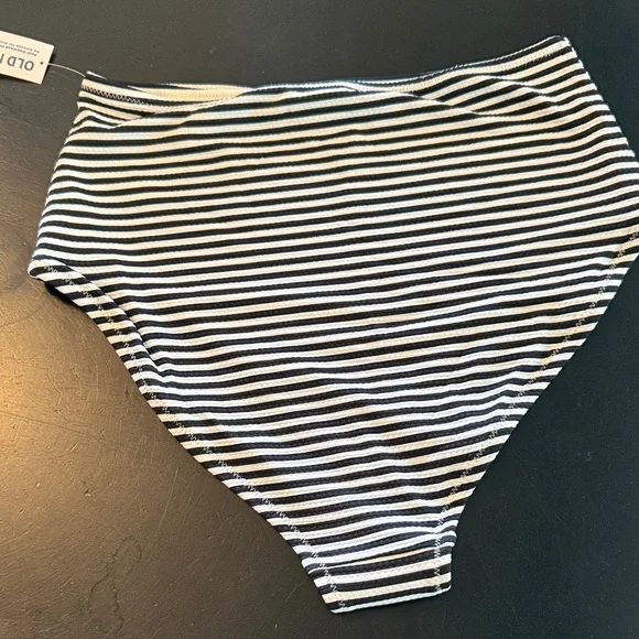 Old Navy Striped High-Waisted Cheeky Bikini Bottom size M (never worn) - Picture 4 of 4